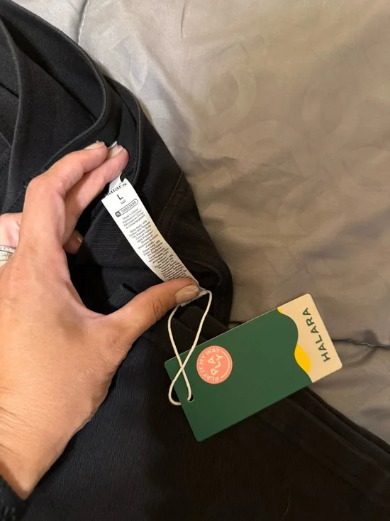 Halara Black Cargo Pants - Classic Wide Leg - Picture 5 of 5